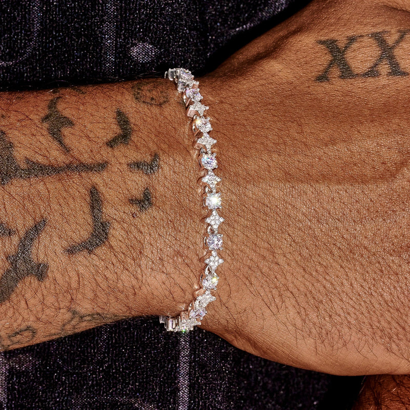 Round Stone Star Tennis Bracelet in white gold with sparkling round stones on wrist