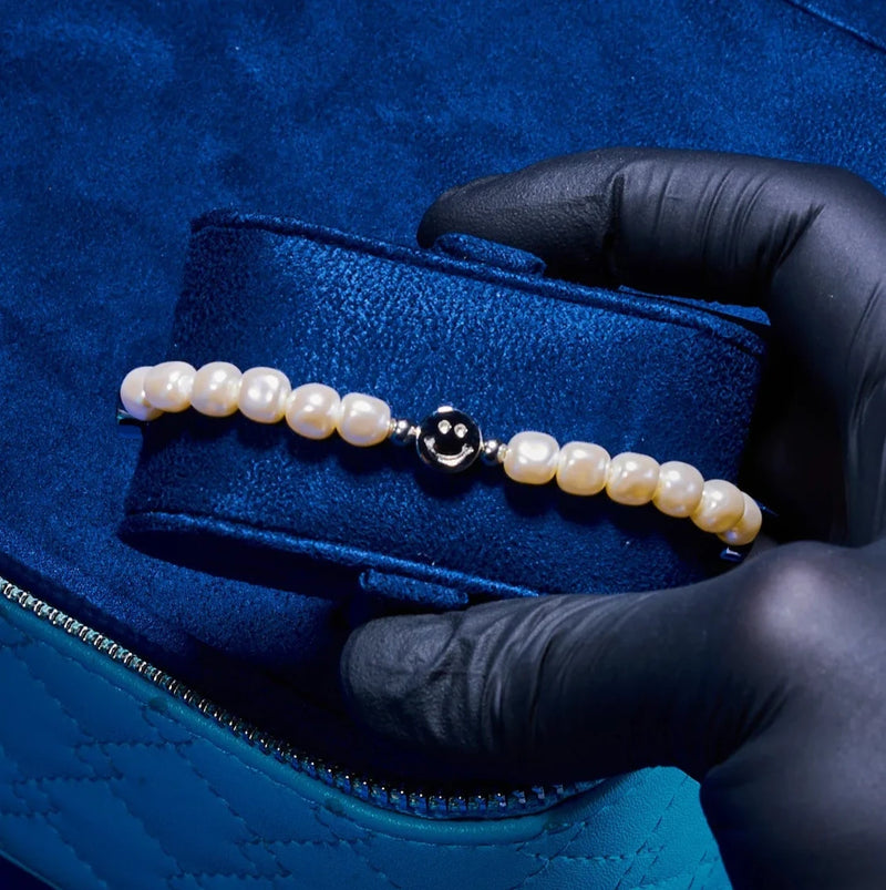 5mm Smiley Face Pearl Bracelet