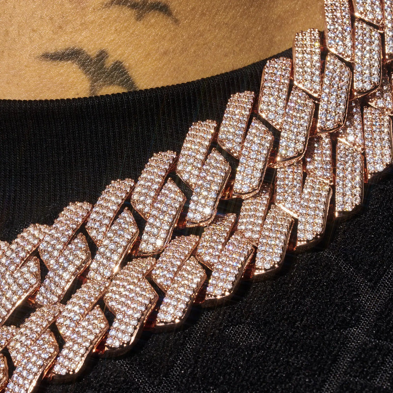 20mm Moissanite Monaco Chain rose gold 925 silver VVS1 sparkle close-up