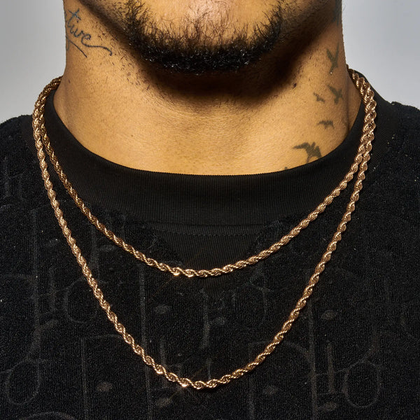 4mm rose gold rope chain necklace worn on neck with black shirt