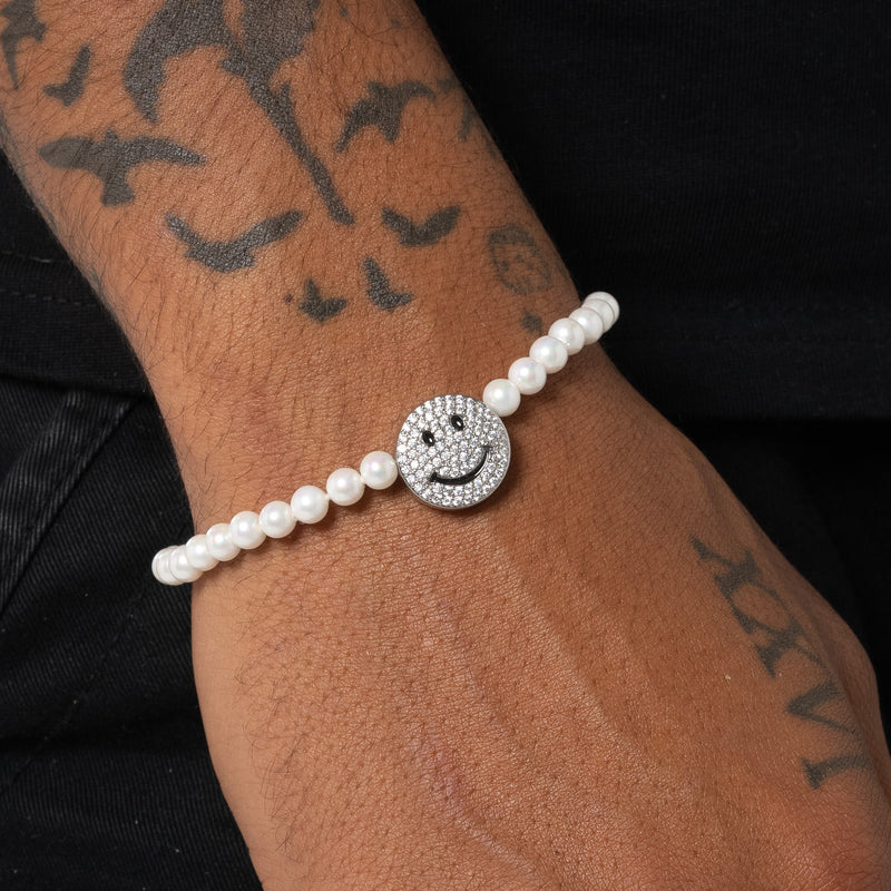 5mm Iced Smiley Face Motif Pearl Bracelet