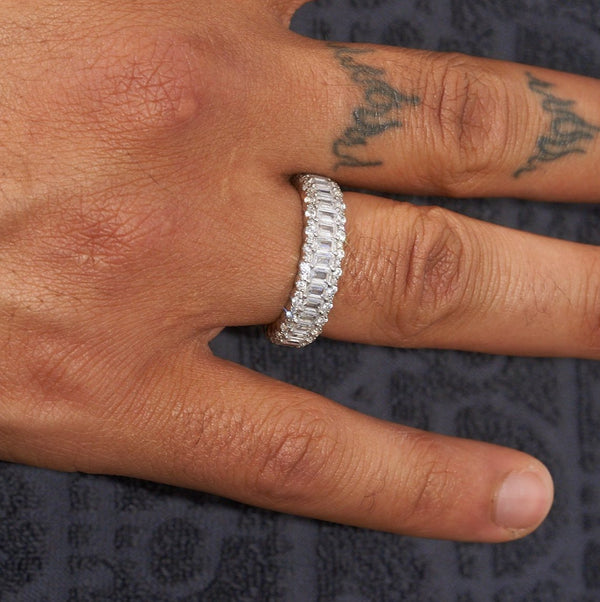 Baguette Ring - White Gold