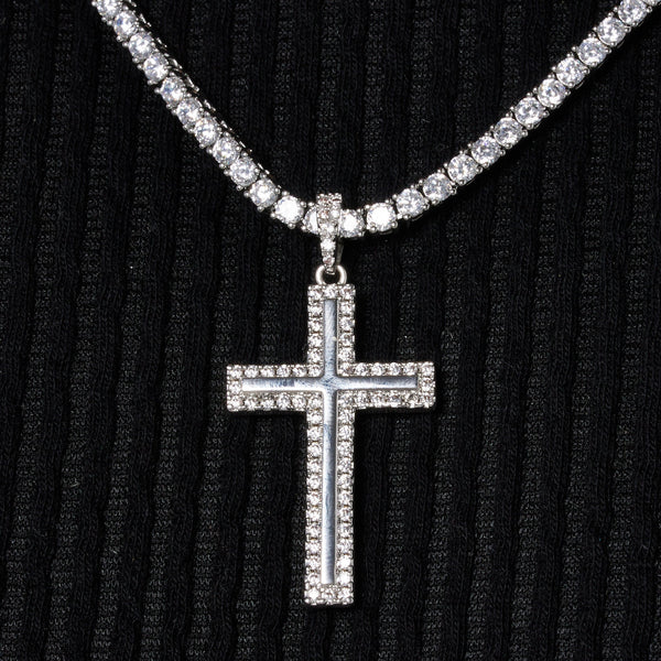 ICED CROSS PENDANT - White Gold