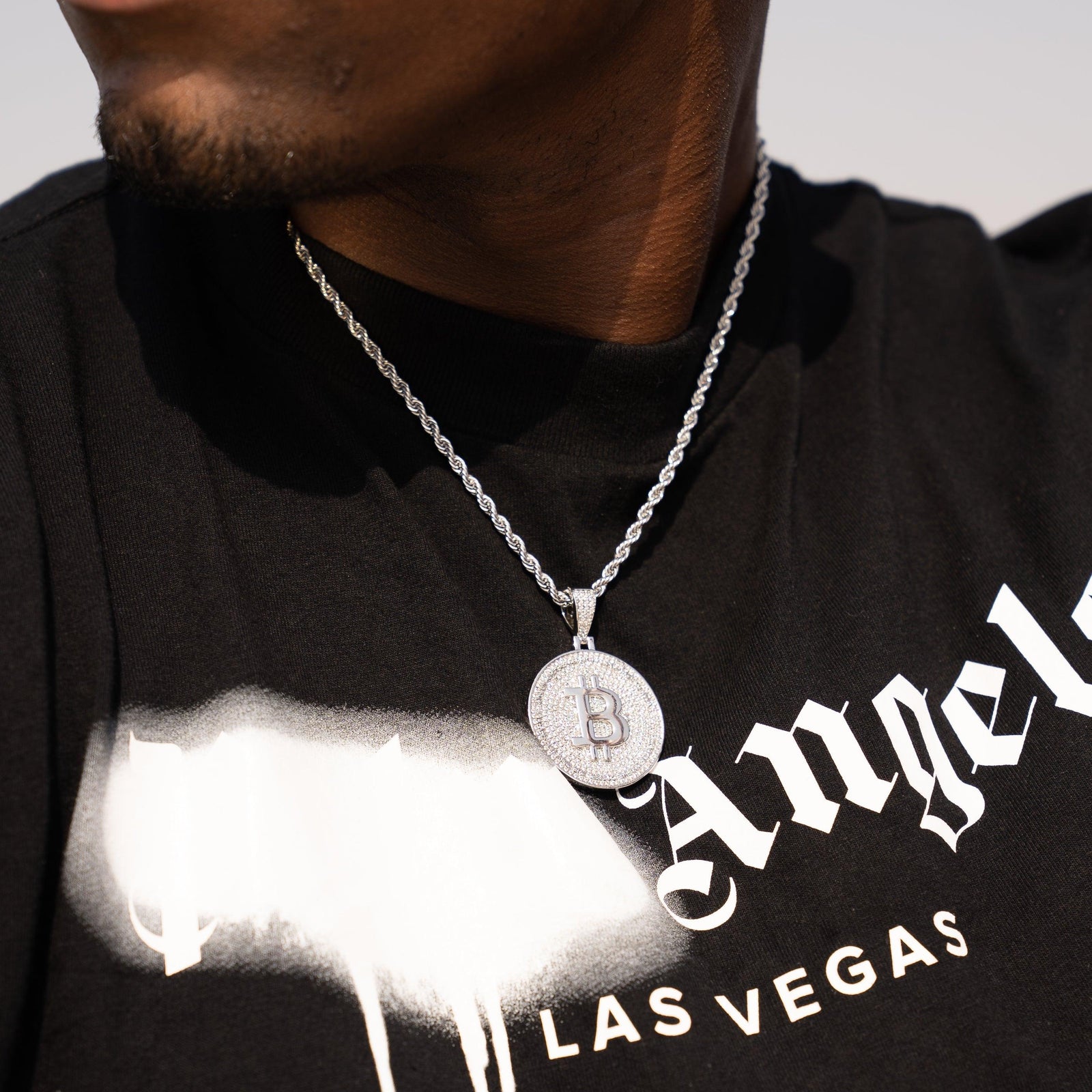 ビットコイン ホワイトシルバーネックレス ビットコイン Bitcoin Pendant White Iced 分散通貨暗号通貨ビット